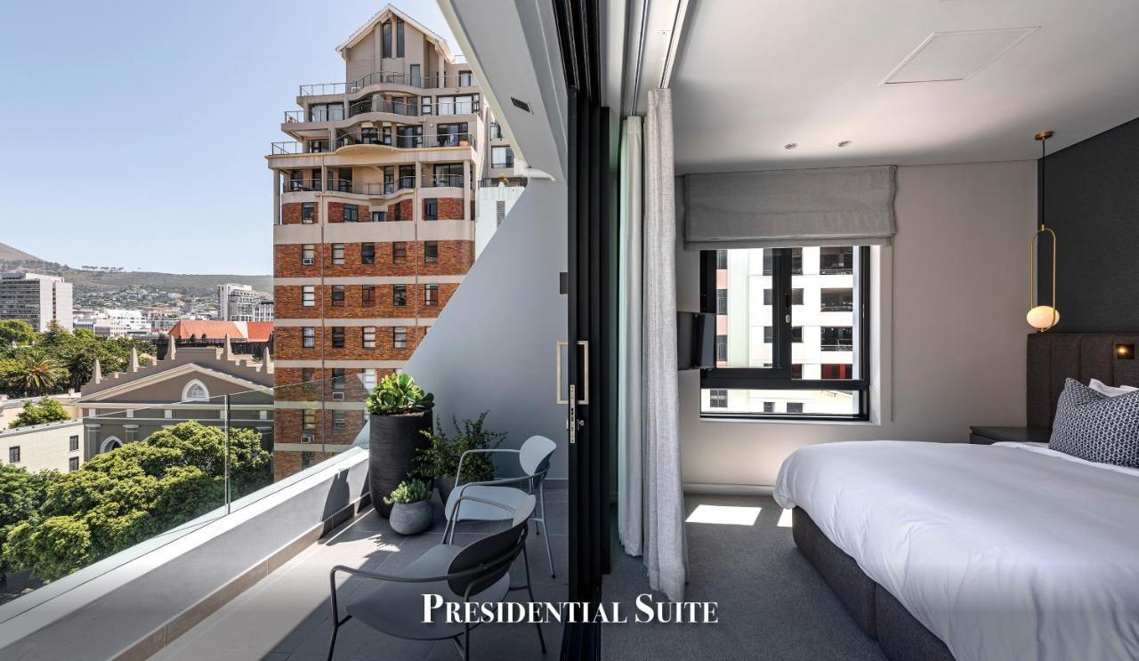 Labotessa Luxury Boutique Hotel เคปทาวน์ ภายนอก รูปภาพ